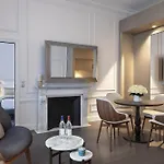 La Clef Champs-élysées By The Crest Collection París