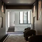 La Clef Champs-élysées By The Crest Collection 5*