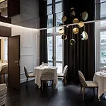 Hotel La Clef Champs-élysées By The Crest Collection
