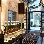 La Clef Champs-élysées By The Crest Collection
