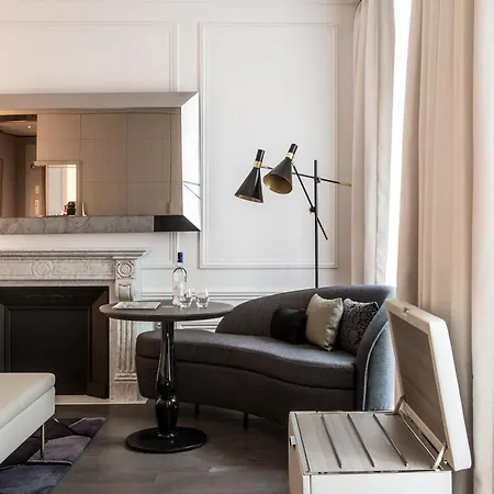La Clef Champs-elysees By The Crest Collection