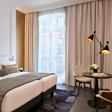 La Clef Champs-elysees By The Crest Collection Paříž
