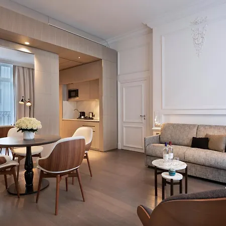 La Clef Champs-elysees By The Crest Collection Hotel Paříž