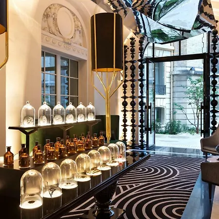 La Clef Champs-elysees By The Crest Collection