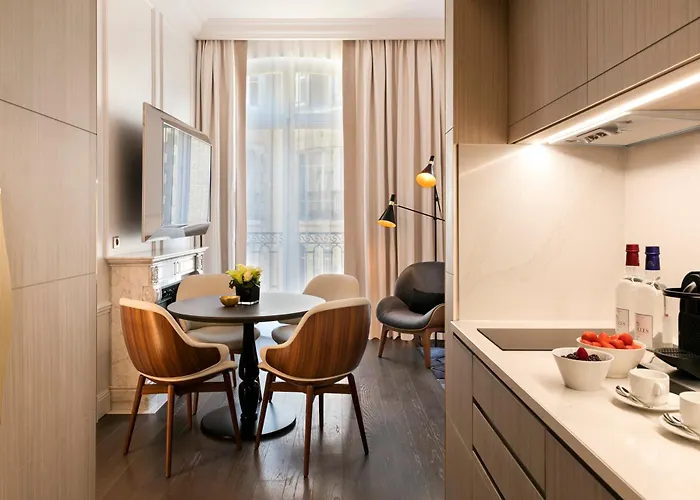 巴黎拉克莱芙香榭丽大街服务公寓 • 雅诗阁臻选 酒店