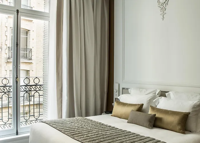 巴黎拉克莱芙香榭丽大街服务公寓 • 雅诗阁臻选 5* 巴黎