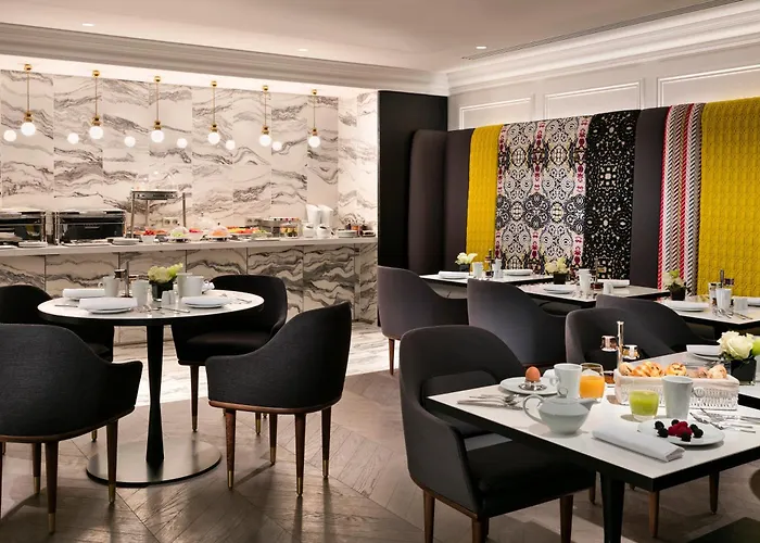 巴黎拉克莱芙香榭丽大街服务公寓 • 雅诗阁臻选 酒店 5*