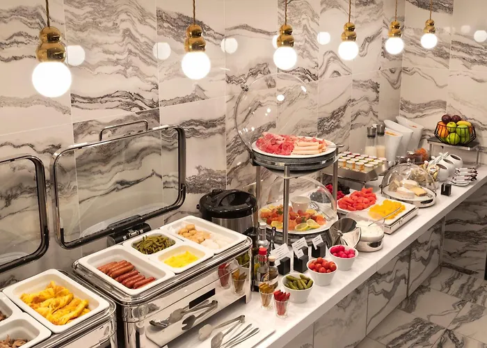 酒店 巴黎拉克莱芙香榭丽大街服务公寓 • 雅诗阁臻选 5*