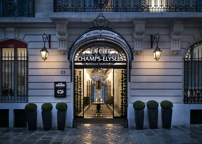 酒店 巴黎拉克莱芙香榭丽大街服务公寓 • 雅诗阁臻选 5*