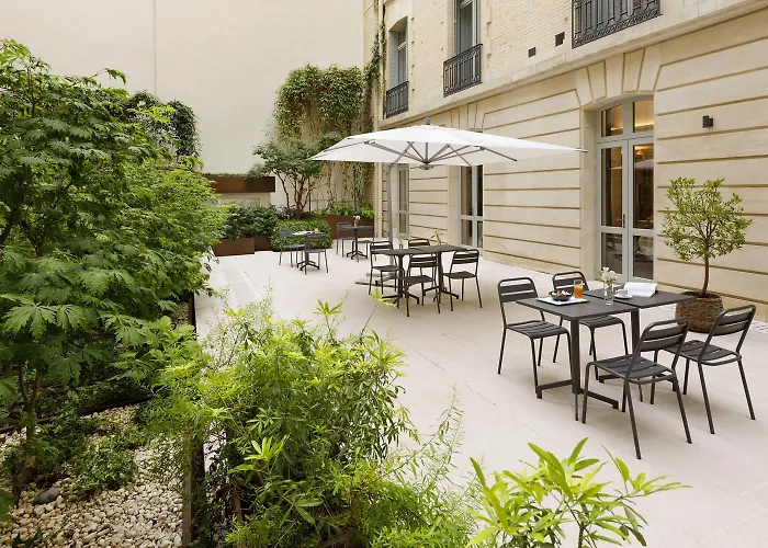 酒店 巴黎拉克莱芙香榭丽大街服务公寓 • 雅诗阁臻选 5*