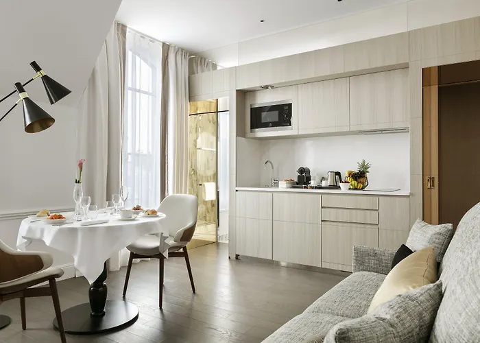 巴黎拉克莱芙香榭丽大街服务公寓 • 雅诗阁臻选 5* 巴黎