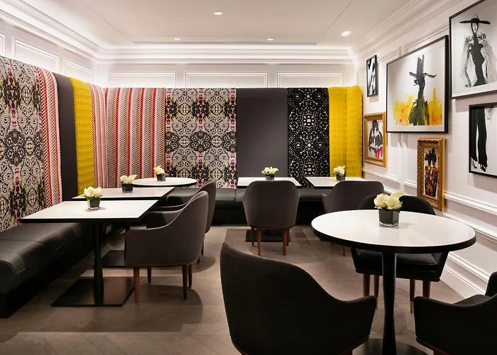 酒店 巴黎拉克莱芙香榭丽大街服务公寓 • 雅诗阁臻选 5*