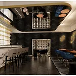 La Clef Champs-elysees By The Crest Collection Otel
