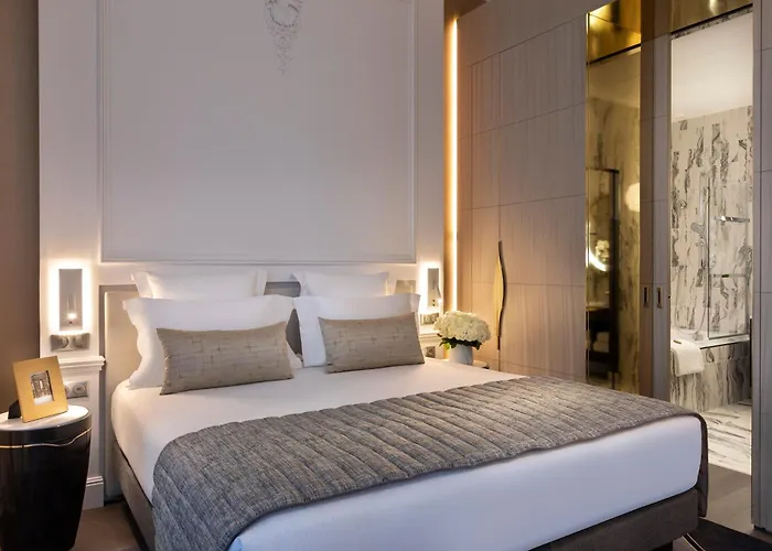 La Clef Champs-elysees By The Crest Collection 5*