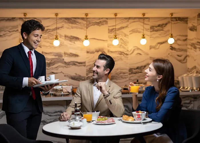 La Clef Champs-elysees By The Crest Collection 5* Paris