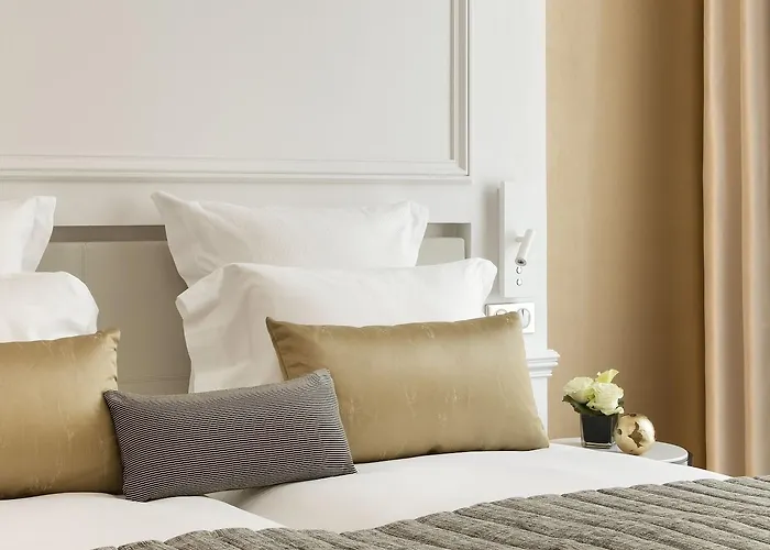 La Clef Champs-elysees By The Crest Collection Hotell Paris