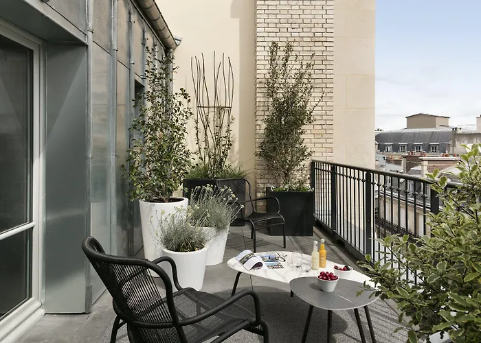 La Clef Champs-elysees By The Crest Collection 5*