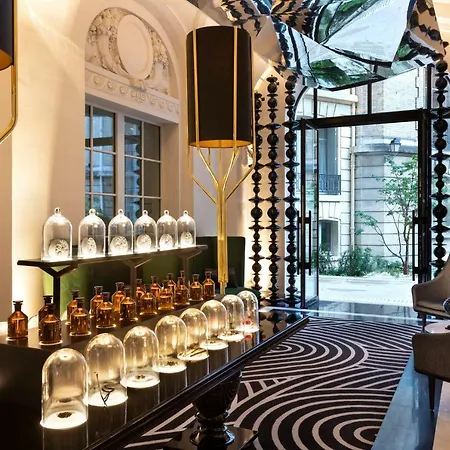 La Clef Champs-elysees By The Crest Collection