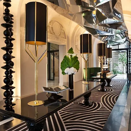 La Clef Champs-elysees By The Crest Collection Paris